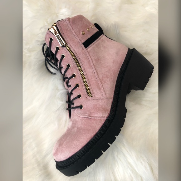 Last Item Size 10!!! 💕☠️💕….Pink Faux Suede Combats Boots - Picture 4 of 7
